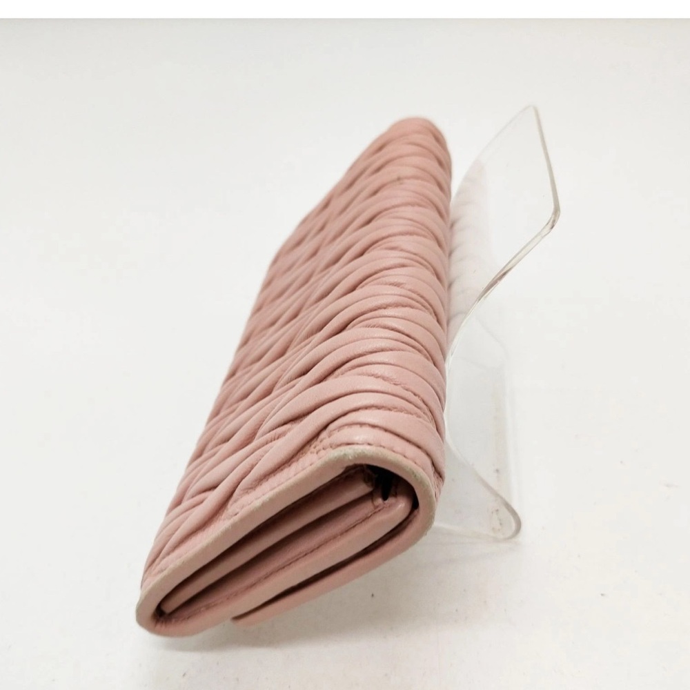 Miu Miu Pink Quilted Clutch with Silver Hardware - Picture 3 of 8